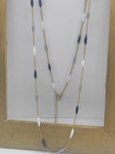 Charger l'image dans la galerie, Collier Thaïs noir et blanc