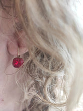 Charger l&#39;image dans la galerie, Boucles Alice rouge
